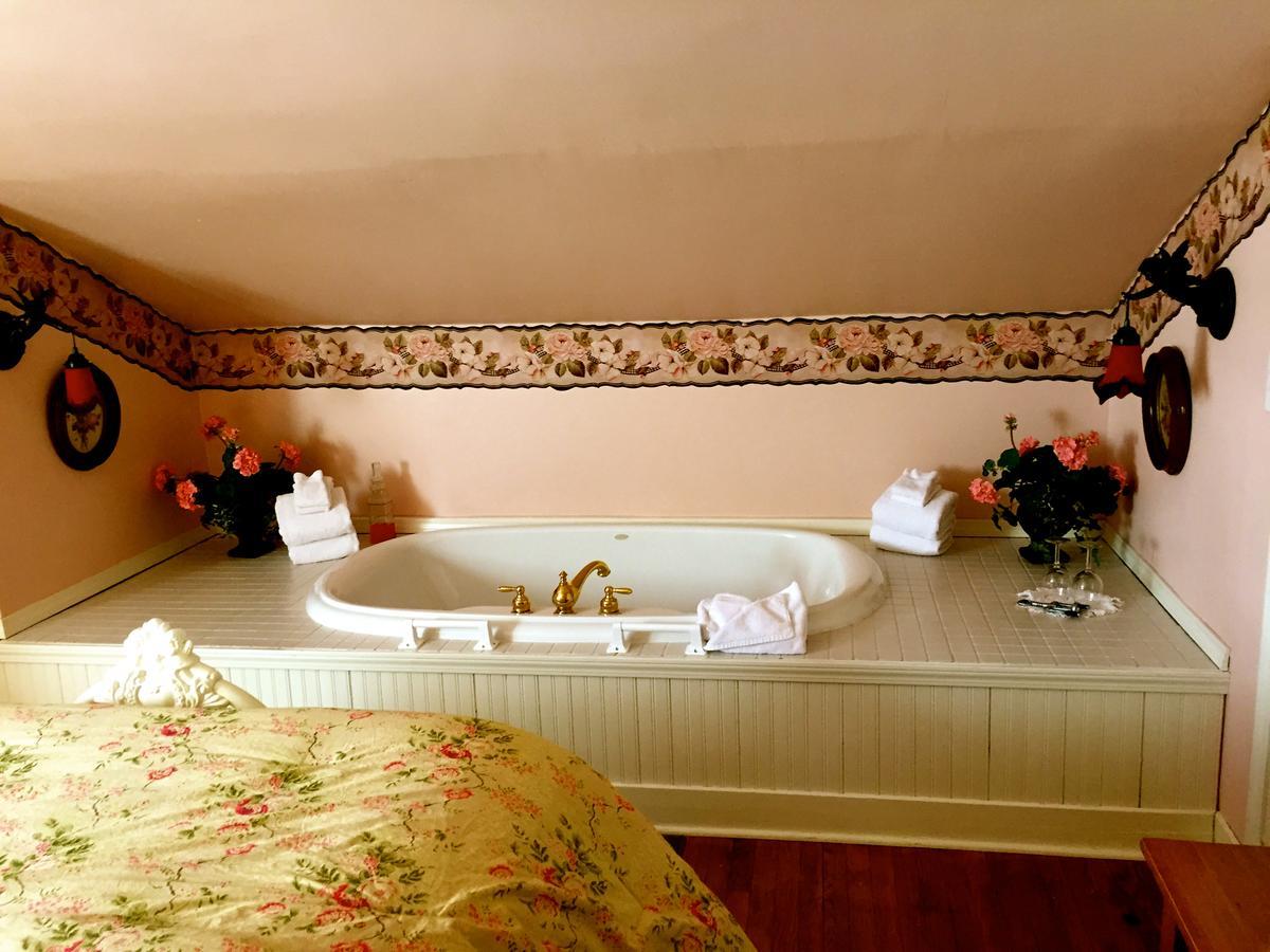 Annie Wiggins Guest House Galena Esterno foto